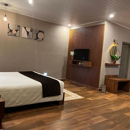Misty Courtyard Resort Chinnakanal Екстериор снимка